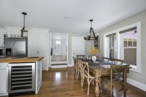Beautiful spacious kitchen
