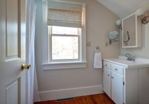 Second level bathroom #2