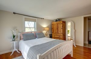 Main level primary bedroom